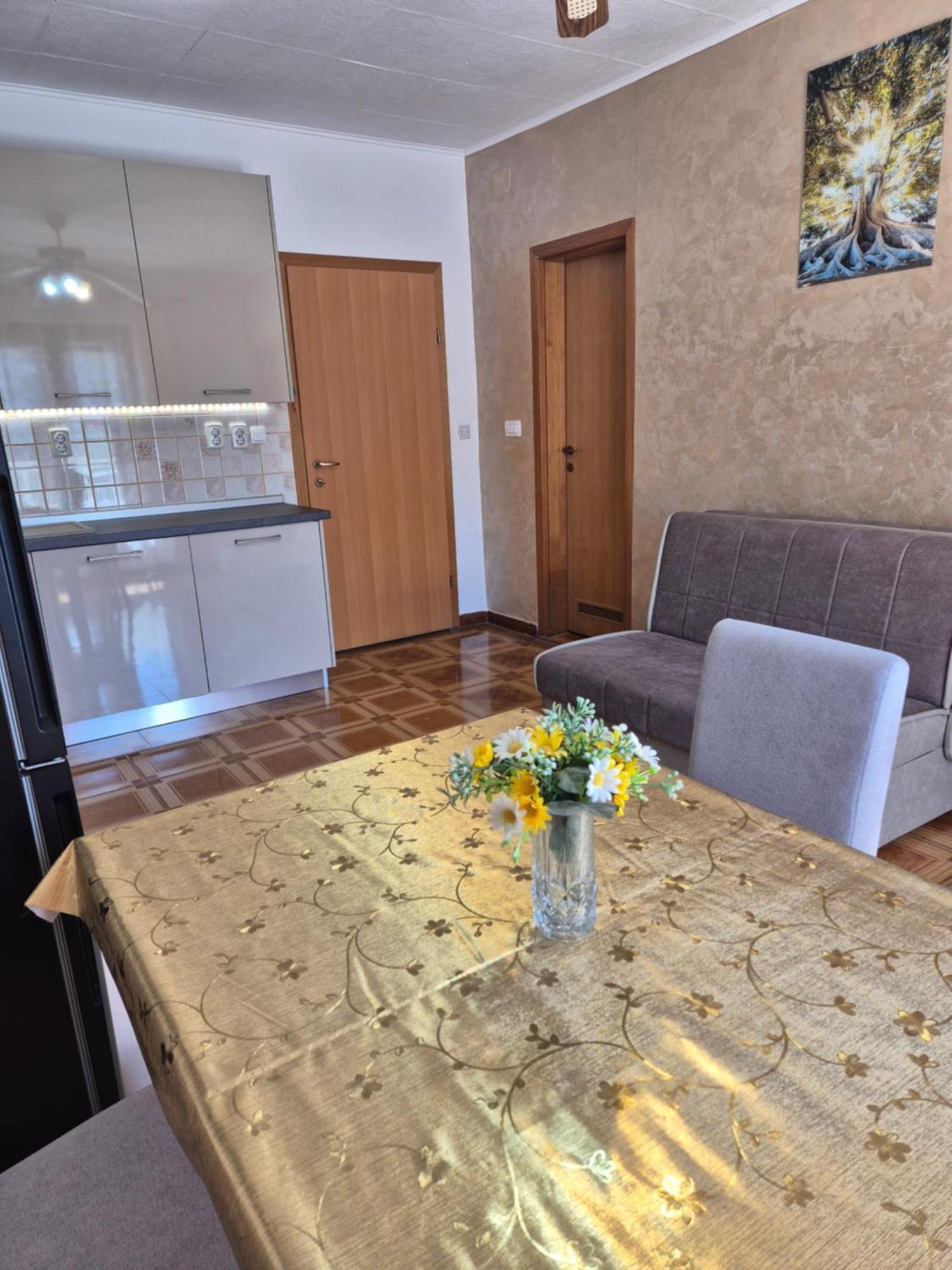 Apartmens Spiko 2 Hotel Hvar Town Exterior photo