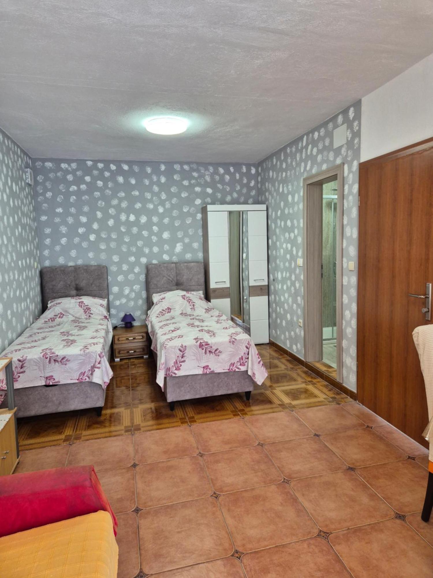 Apartmens Spiko 2 Hotel Hvar Town Exterior photo